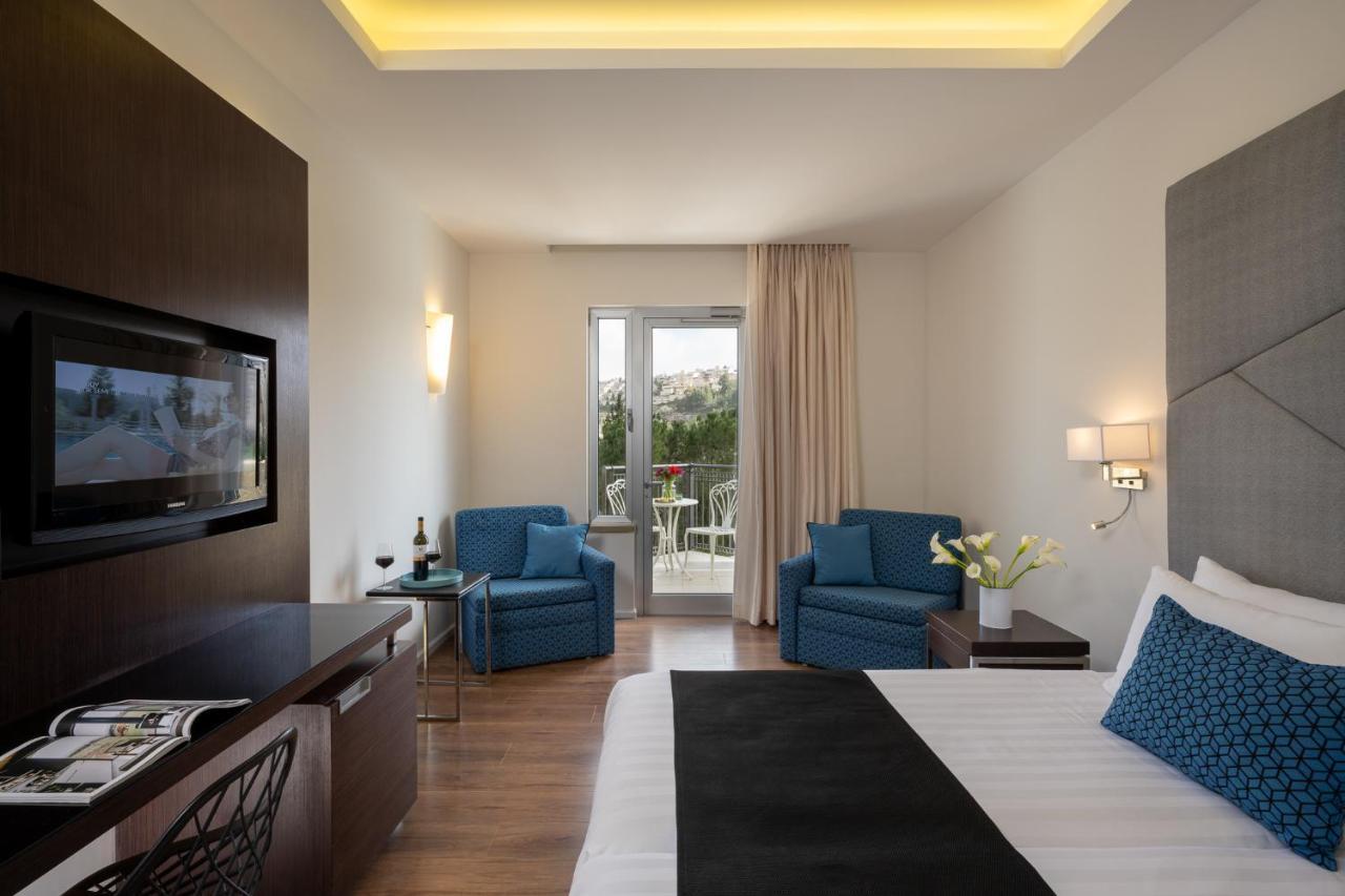 Double or Twin Room Balcony,1352398600:JPEG